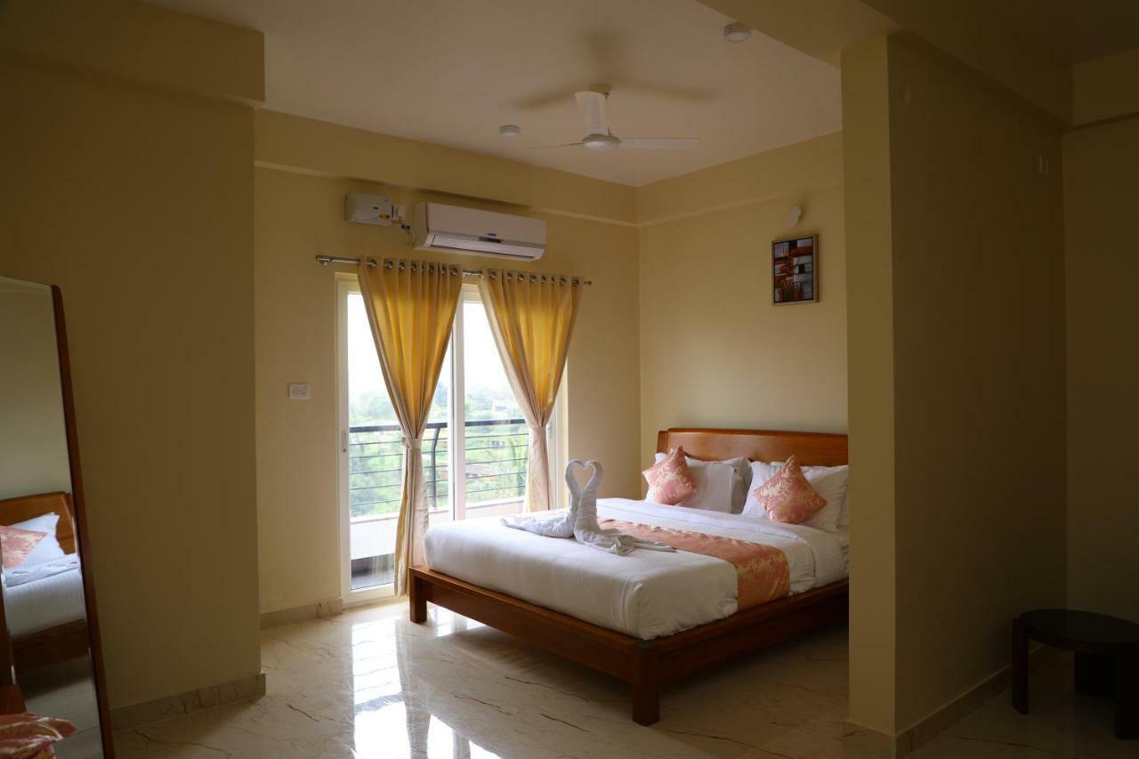 Ferienwohnung Lali Petals Madikeri Exterior foto